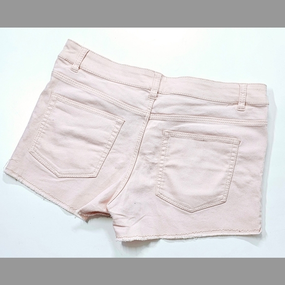 Sz 10 Pink Shorts - Picture 2 of 3